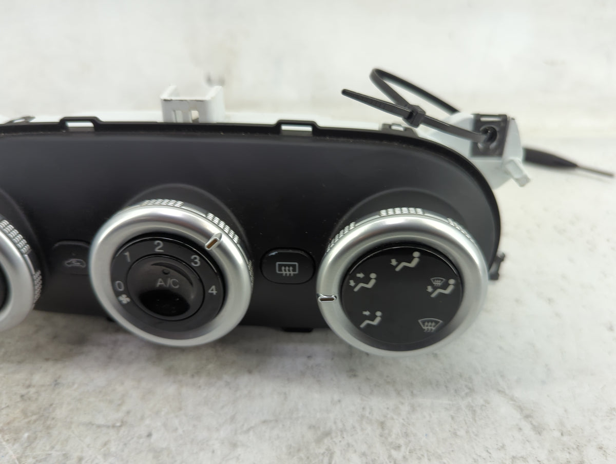 2014-2017 Fiat 500 Climate Control Module Temperature AC/Heater Replacement P/N:A83028400 0339130SS01 Fits OEM Used Auto Par