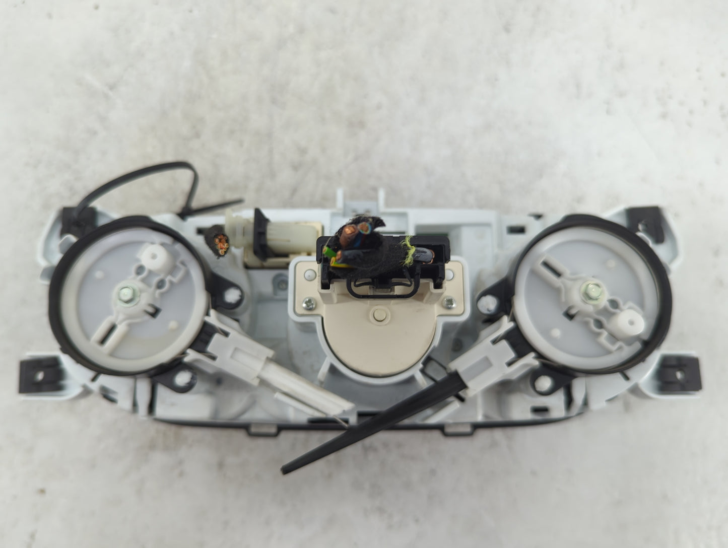 2014 Fiat 500 Climate Control Module Temperature AC/Heater Replacement P/N:A83028400 0339130SS01, 735557283 Fits OEM Used Au