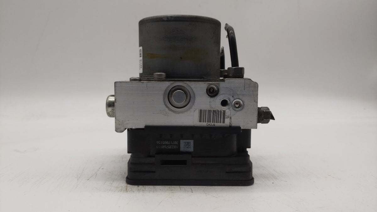 2014-2017 Fiat 500 Anti-Lock Brake ABS Pump Module Actuator OEM P/N:51920753 Fits Fits 2014 2015 2016 2017 OEM Used Auto Par