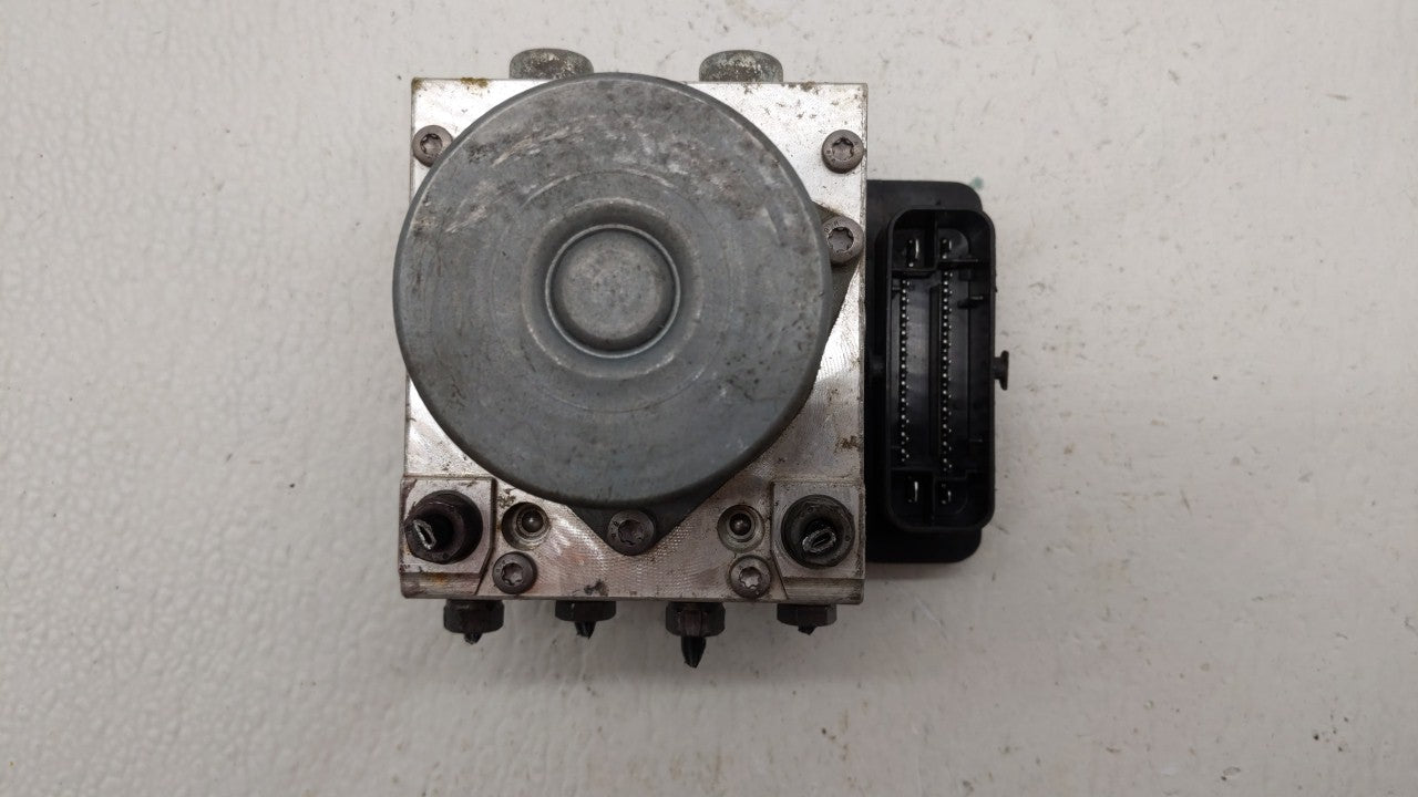 2014 Fiat 500 ABS Pump Control Module Replacement P/N:51920753 51973614 Fits OEM Used Auto Parts - Oemusedautoparts1.com