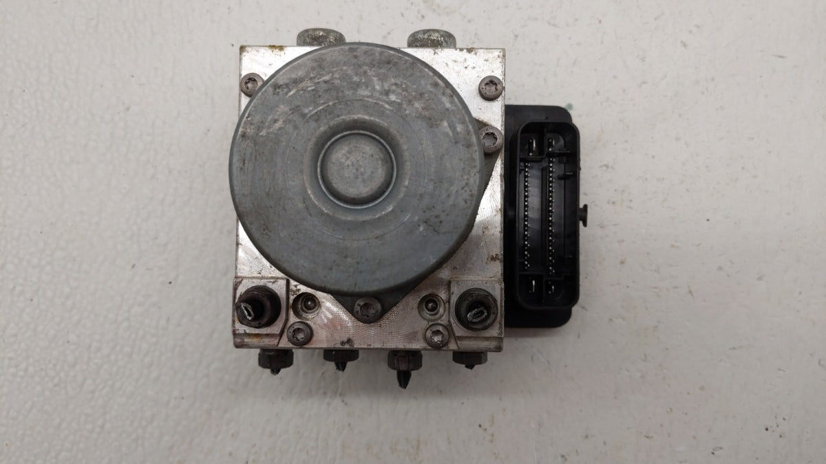 2014 Fiat 500 Anti-Lock Brake ABS Pump Module Actuator OEM P/N:51920753 51973614 Fits OEM Used Auto Parts - Oemusedautoparts
