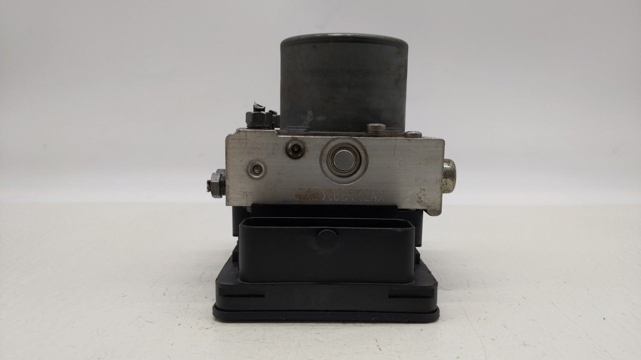 2014 Fiat 500 ABS Pump Control Module Replacement P/N:51920753 51973614 Fits OEM Used Auto Parts - Oemusedautoparts1.com