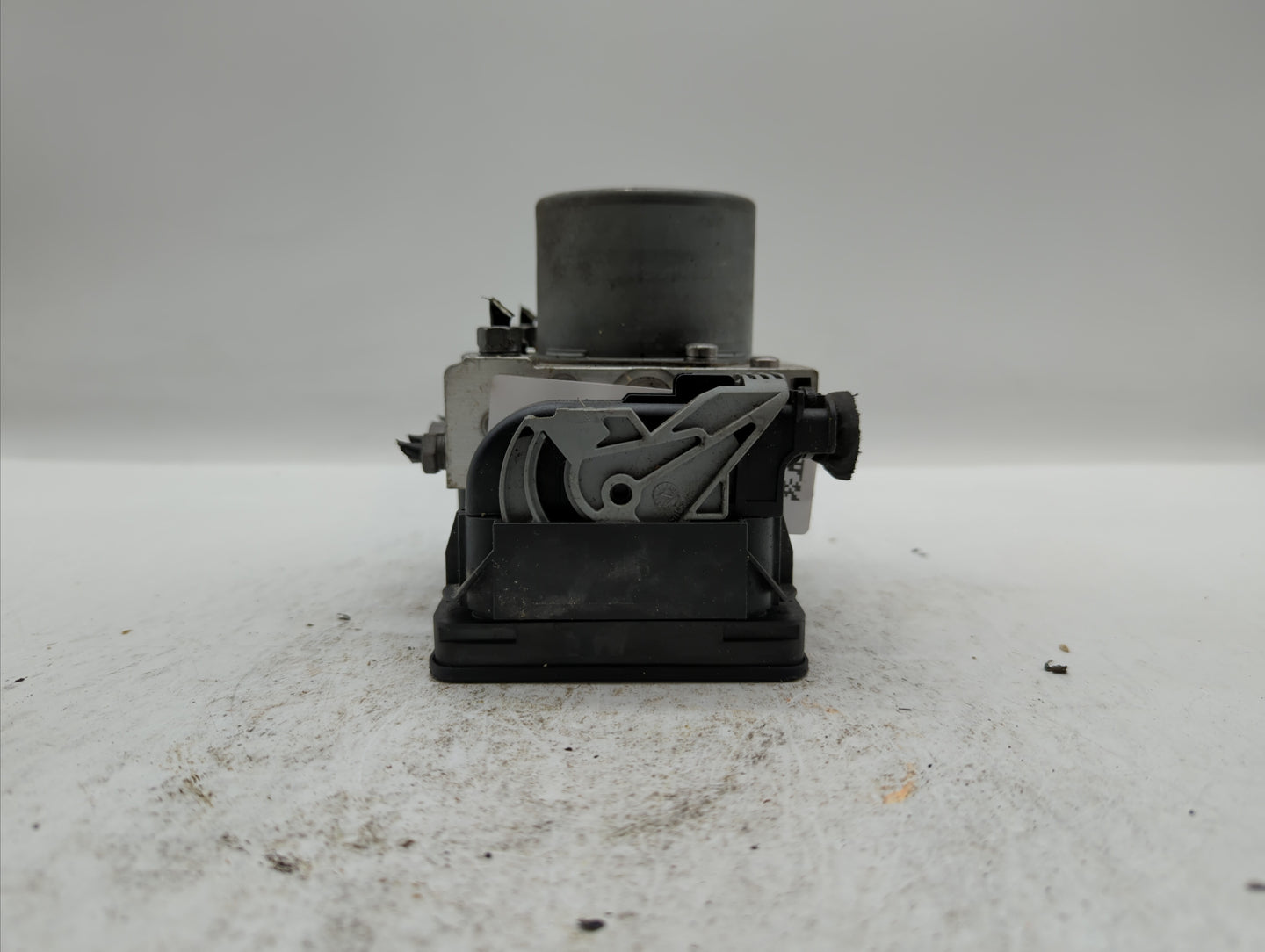 2014 Fiat 500 ABS Pump Control Module Replacement P/N:51920753 51973614 Fits OEM Used Auto Parts - Oemusedautoparts1.com