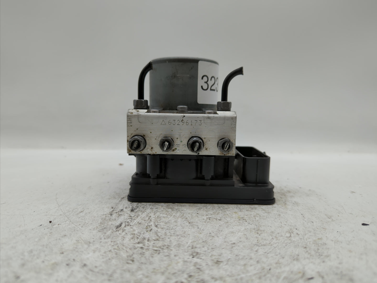 2014 Fiat 500 ABS Pump Control Module Replacement P/N:51920753 51973614 Fits OEM Used Auto Parts - Oemusedautoparts1.com