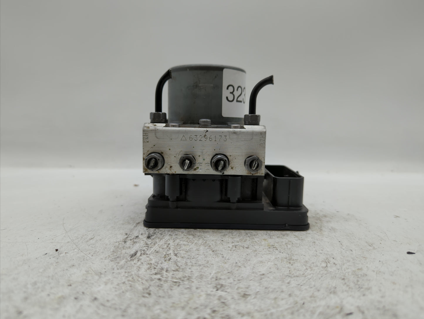 2014 Fiat 500 ABS Pump Control Module Replacement P/N:51920753 51973614 Fits OEM Used Auto Parts - Oemusedautoparts1.com