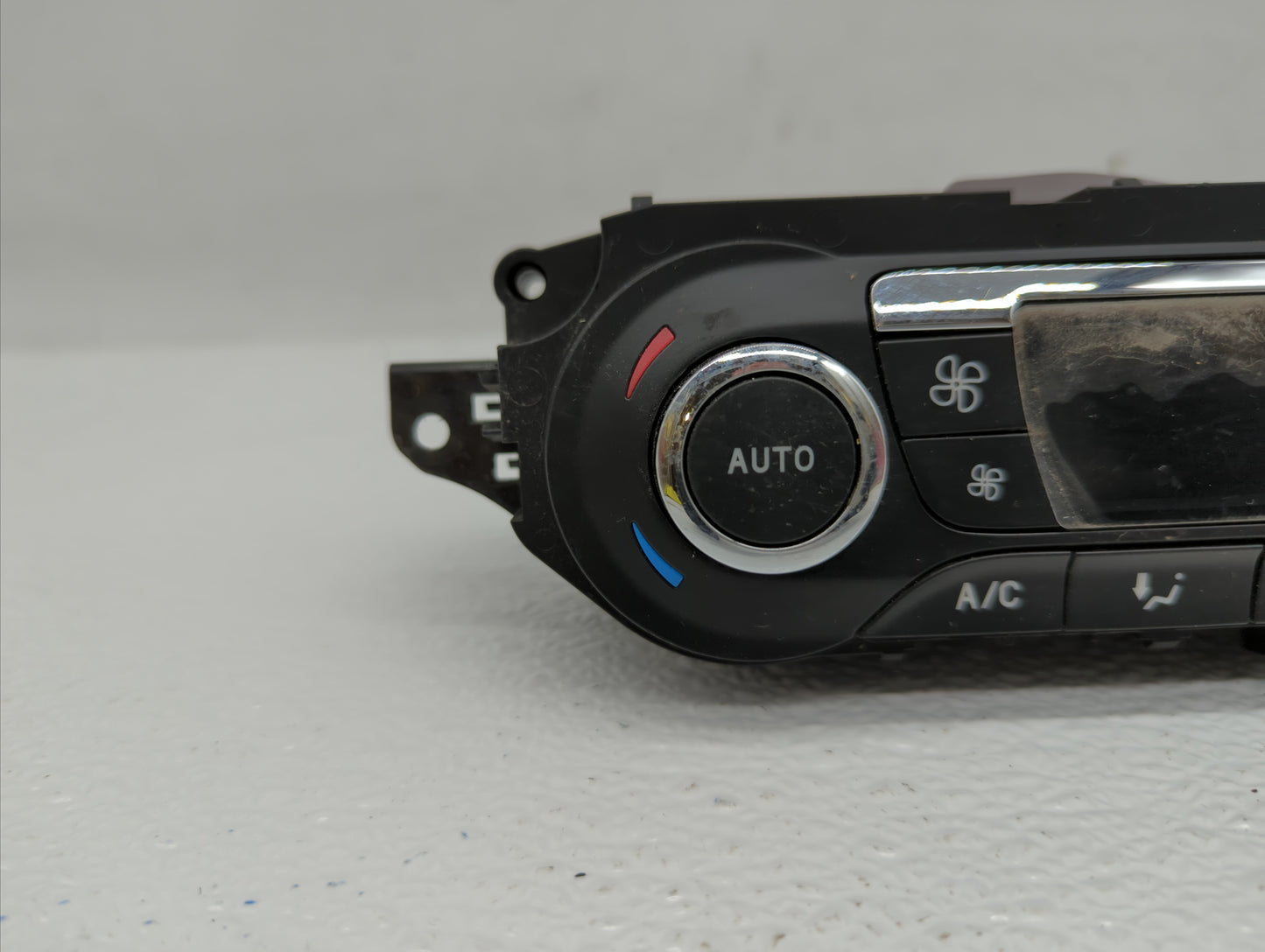 2014 Fiat 500 Climate Control Module Temperature AC/Heater Replacement P/N:DM5T-18C612-AK Fits OEM Used Auto Parts - Oemused