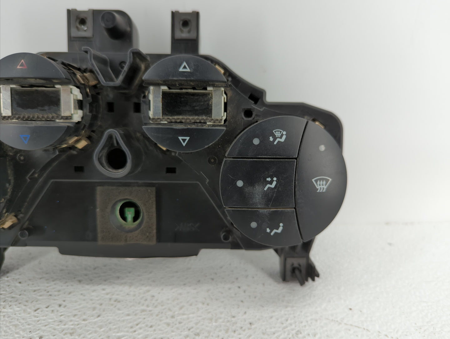 2013-2017 Fiat 500 Climate Control Module Temperature AC/Heater Replacement P/N:P1VH54LW9AG P1VH54JXWAG Fits OEM Used Auto P