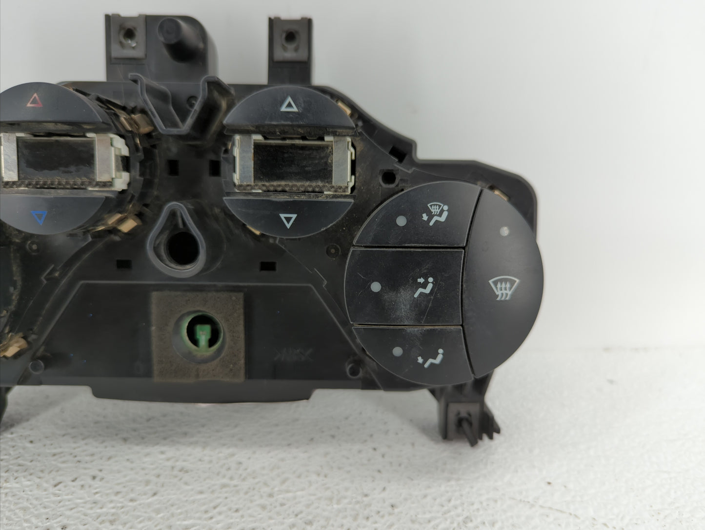 2013-2017 Fiat 500 Climate Control Module Temperature AC/Heater Replacement P/N:P1VH54LW9AG P1VH54JXWAG Fits OEM Used Auto P