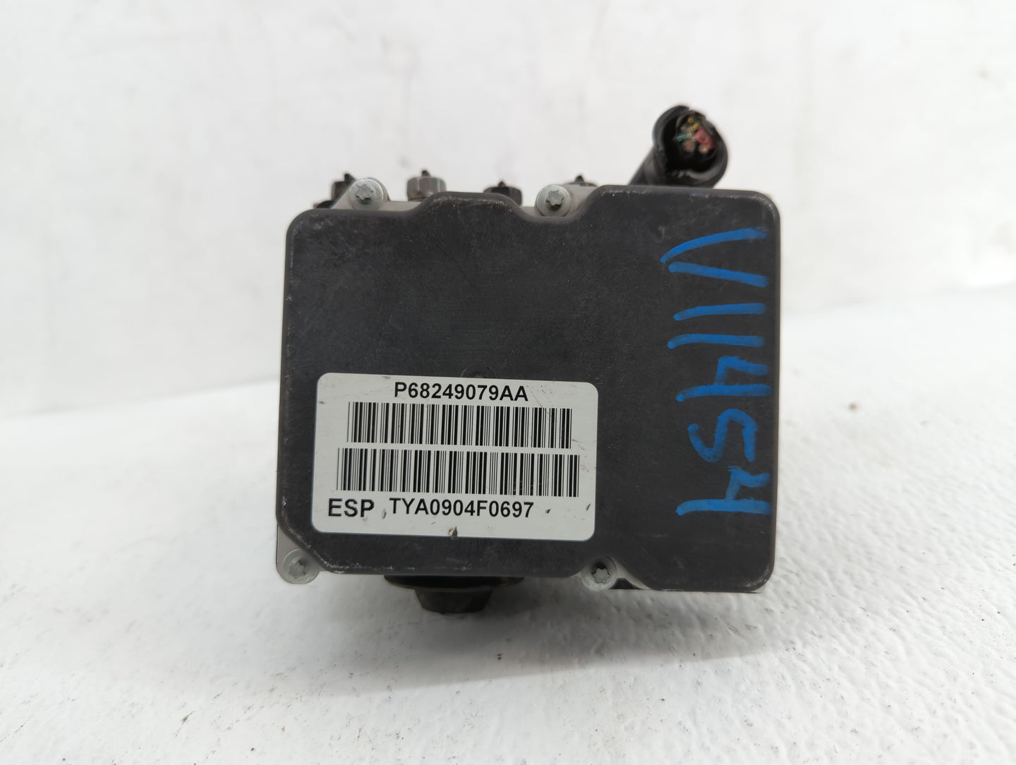2012-2013 Fiat 500 ABS Pump Control Module Replacement P/N:68073251AH P68249079AA, 68073251AI, 68073251AG Fits Fits 2012 201