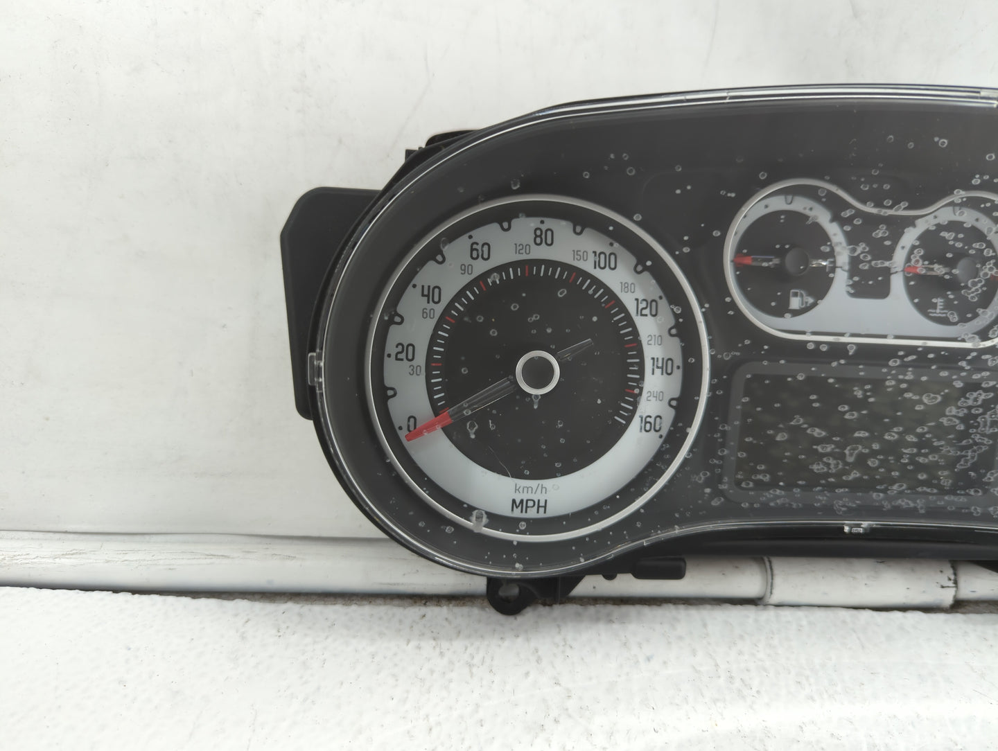 2014 Fiat 500 Instrument Cluster Speedometer Gauges P/N:51953204 51968251, 51975138, 51968387 Fits OEM Used Auto Parts - Oem