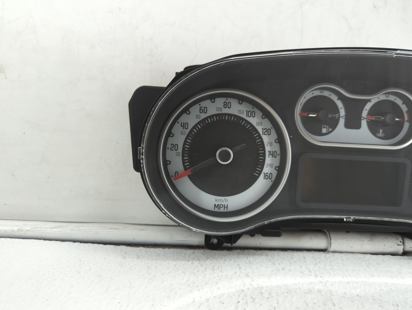 2014 Fiat 500 Instrument Cluster Speedometer Gauges P/N:51953204 51968251, 51975138, 51968387 Fits OEM Used Auto Parts - Oem