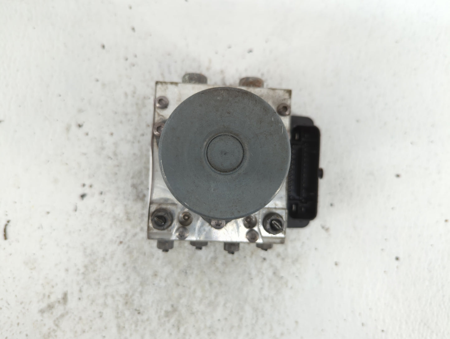 2014 Fiat 500 ABS Pump Control Module Replacement P/N:51920753 51973614 Fits OEM Used Auto Parts - Oemusedautoparts1.com