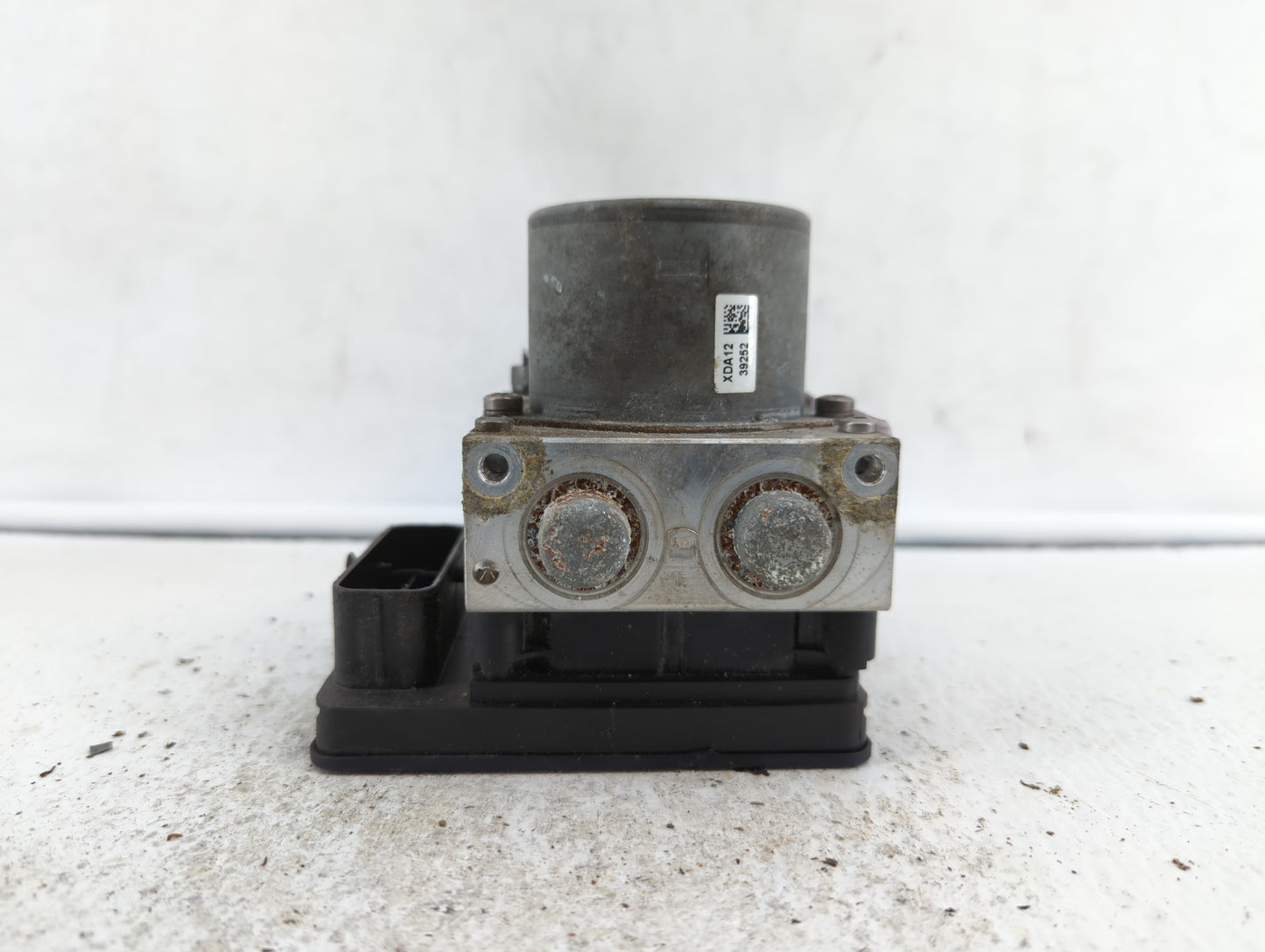 2014 Fiat 500 ABS Pump Control Module Replacement P/N:51920753 51973614 Fits OEM Used Auto Parts - Oemusedautoparts1.com