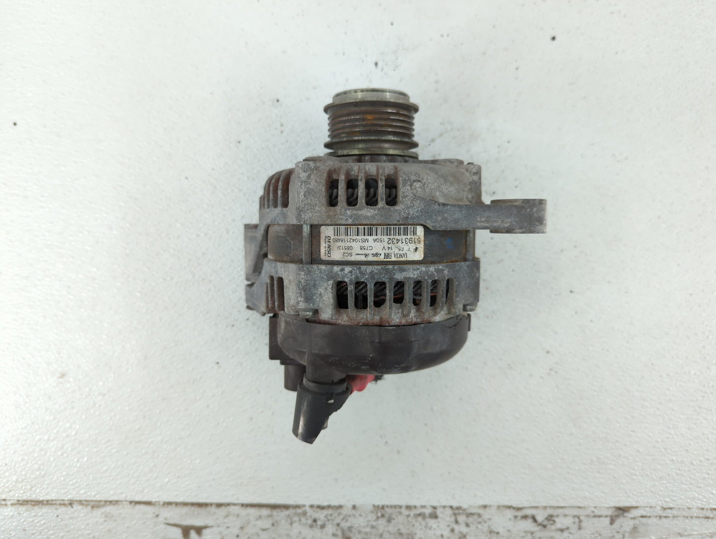 2014-2017 Fiat 500 Alternator Replacement Generator Charging Assembly Engine OEM P/N:51931432 52003622 Fits OEM Used Auto Pa