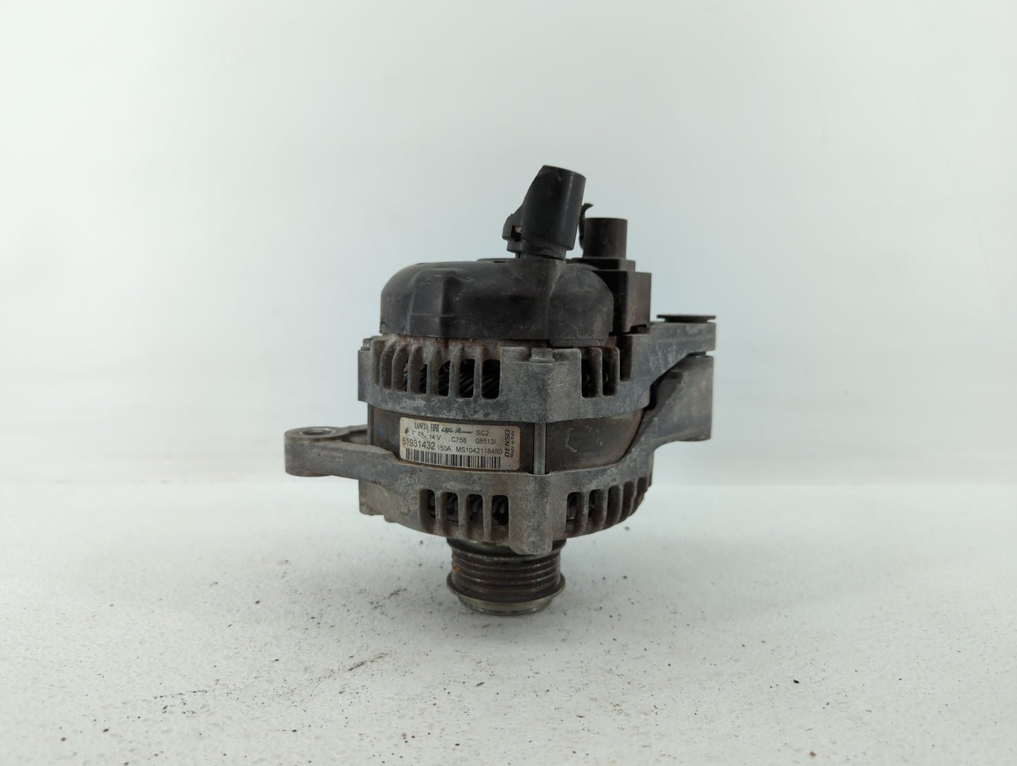 2014-2017 Fiat 500 Alternator Replacement Generator Charging Assembly Engine OEM P/N:51931432 52003622 Fits OEM Used Auto Pa