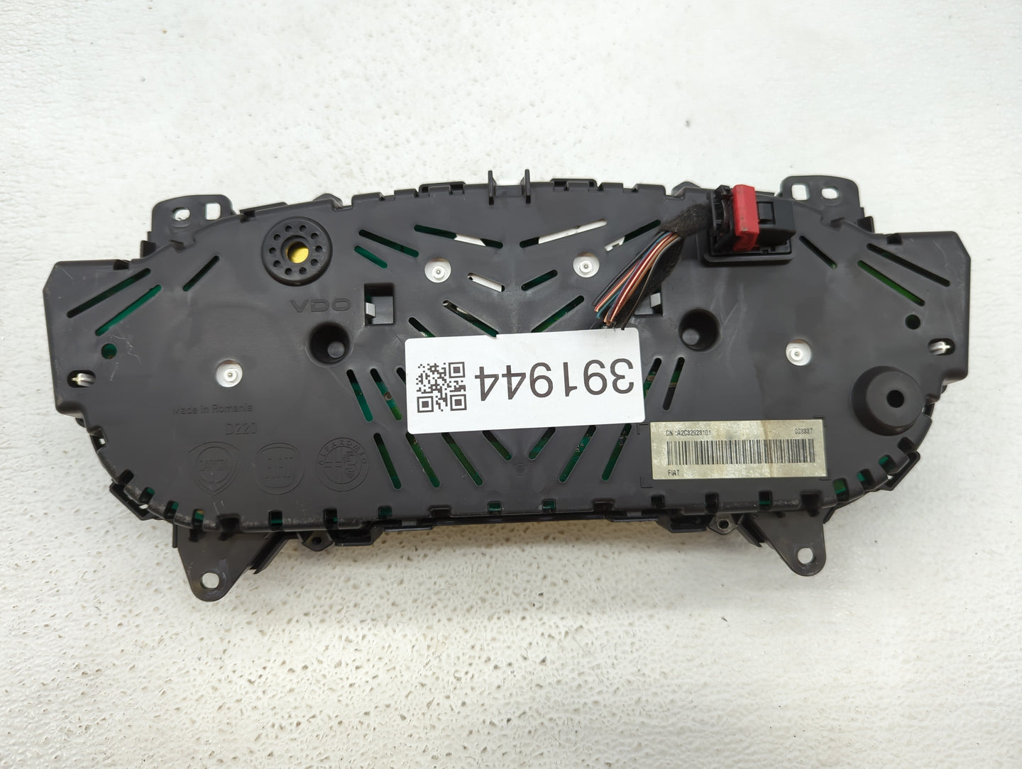 2014 Fiat 500 Instrument Cluster Speedometer Gauges P/N:51953204 51968251, 51975138, 51968387 Fits OEM Used Auto Parts - Oem