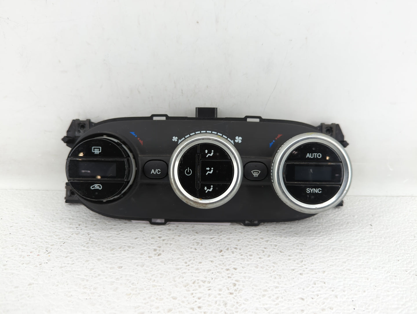 2014 Fiat 500 Climate Control Module Temperature AC/Heater Replacement P/N:838792Z 735580634, 735557283 Fits OEM Used Auto P