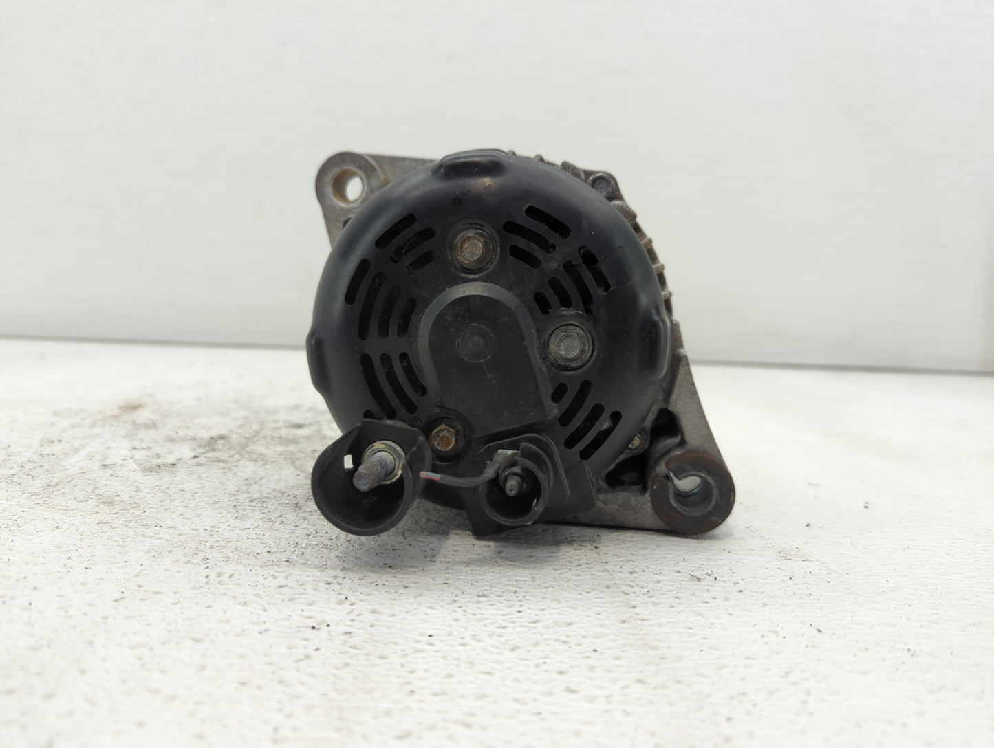 2014-2017 Fiat 500 Alternator Replacement Generator Charging Assembly Engine OEM P/N:51931432 52003622 Fits OEM Used Auto Pa