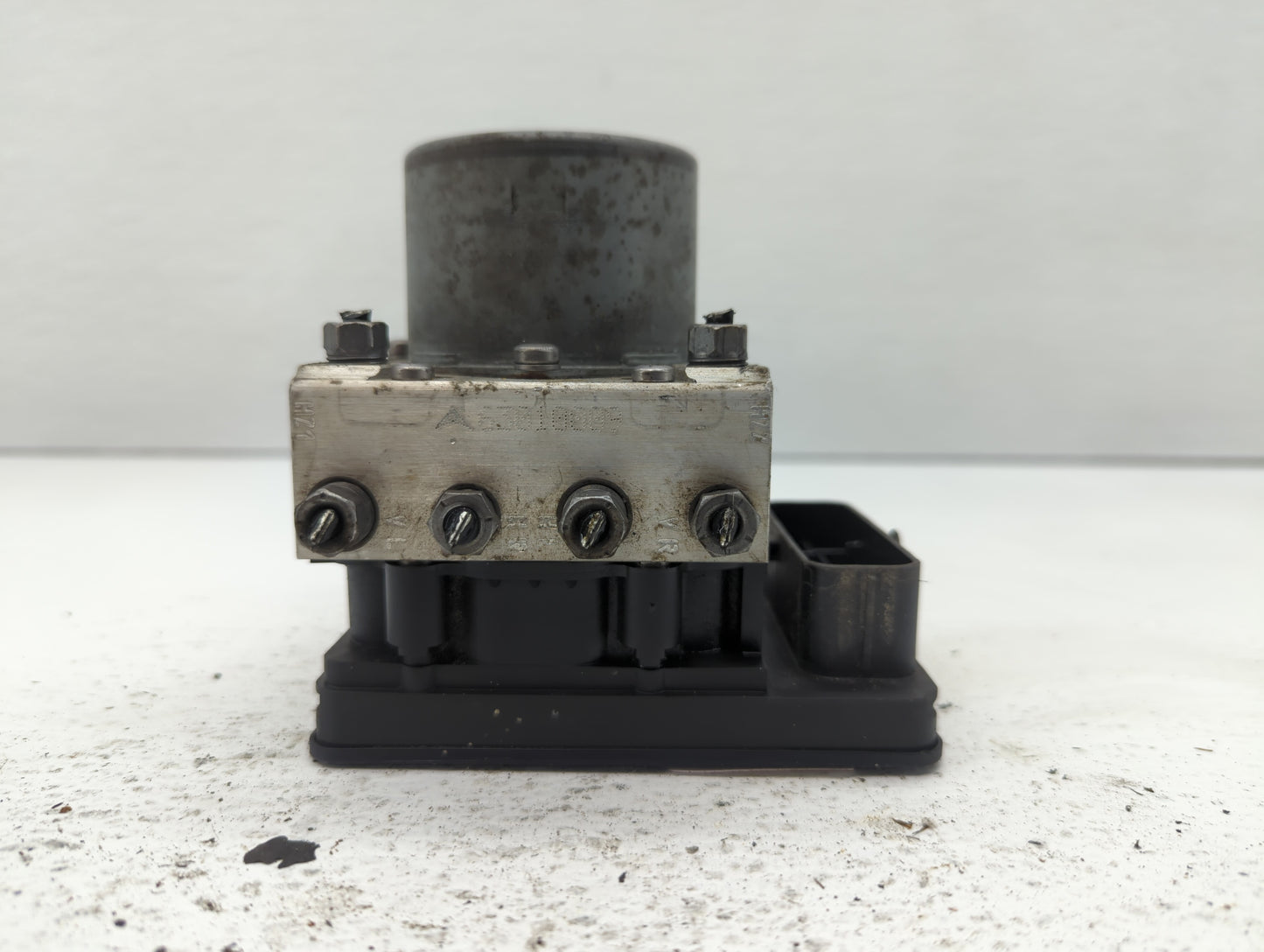2014 Fiat 500 ABS Pump Control Module Replacement P/N:51920753 51973614 Fits OEM Used Auto Parts - Oemusedautoparts1.com