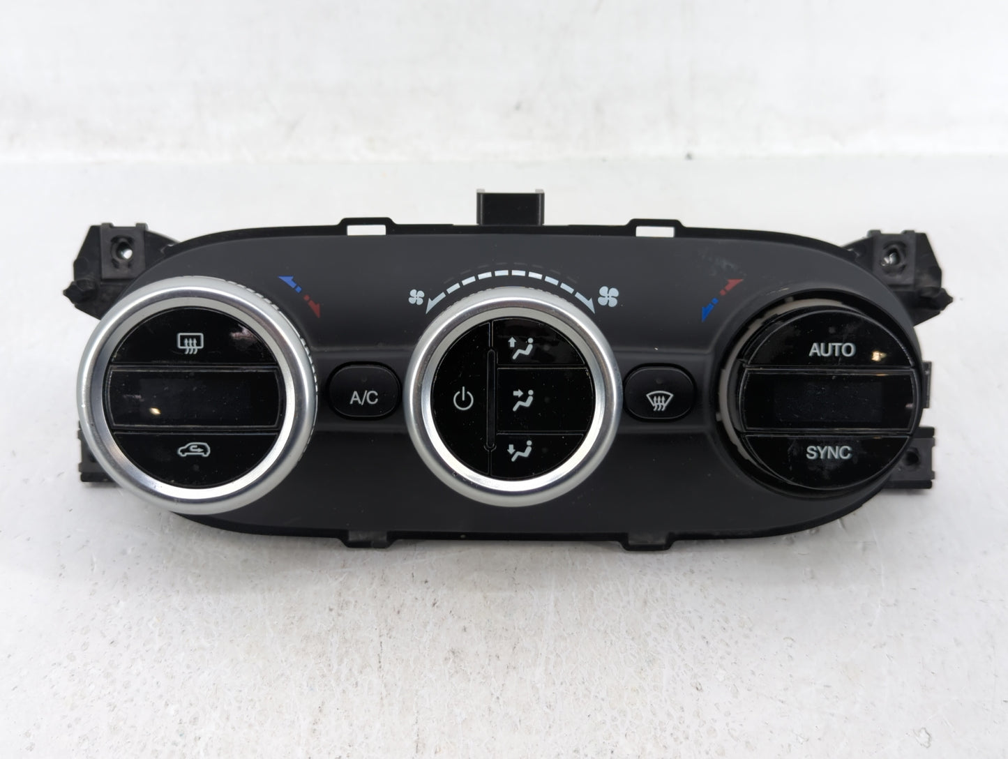 2014 Fiat 500 Climate Control Module Temperature AC/Heater Replacement P/N:735613957 A83030900, 735580634 Fits OEM Used Auto