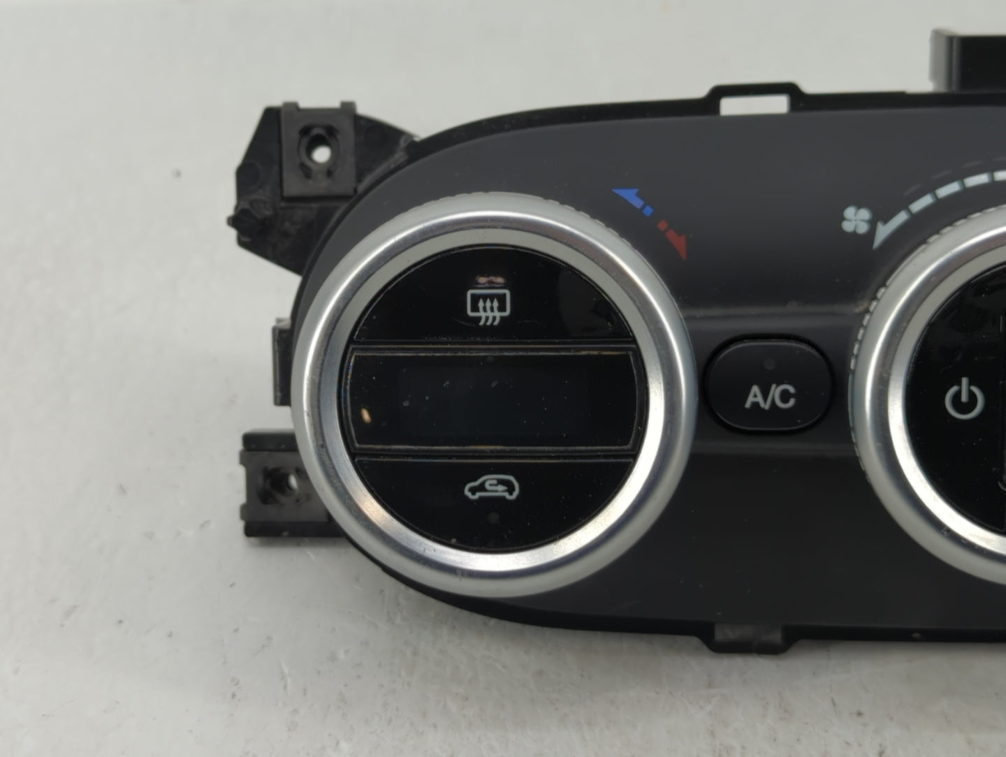 2014 Fiat 500 Climate Control Module Temperature AC/Heater Replacement P/N:735613957 A83030900, 735580634 Fits OEM Used Auto
