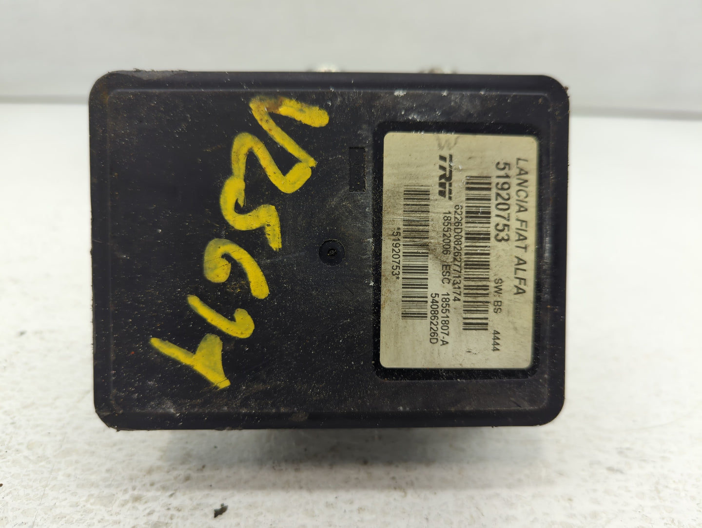 2014 Fiat 500 ABS Pump Control Module Replacement P/N:63236136 Fits OEM Used Auto Parts - Oemusedautoparts1.com