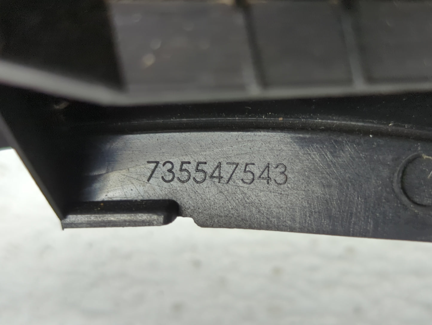 2014 Fiat 500 Center Floor Console P/N:735547543 Fits OEM Used Auto Parts - Oemusedautoparts1.com