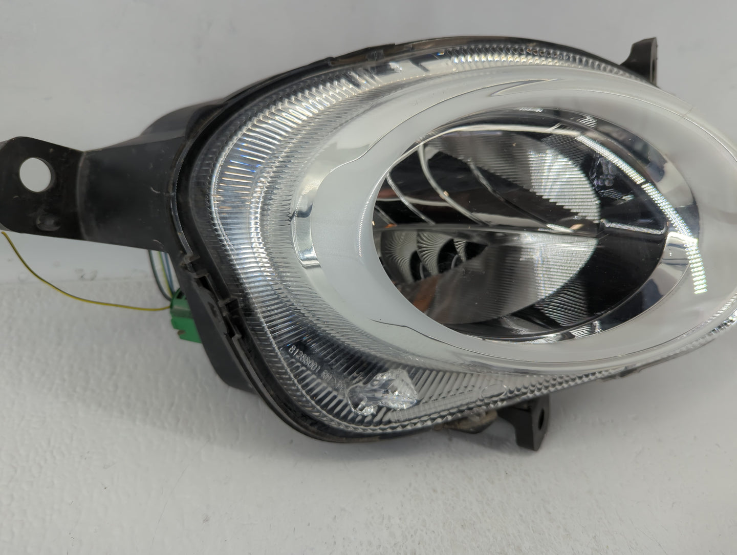 2014 Fiat 500 Passenger Right Oem Front Light Lamp 585390 - Oemusedautoparts1.com