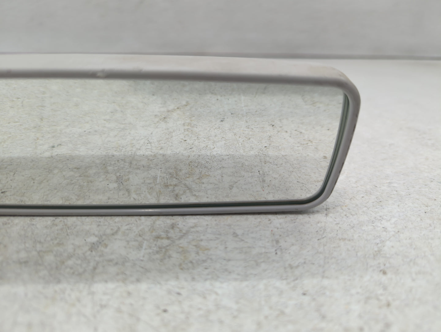 2014 Fiat 500 Interior Rear View Mirror Replacement OEM P/N:E3021040 Fits OEM Used Auto Parts - Oemusedautoparts1.com
