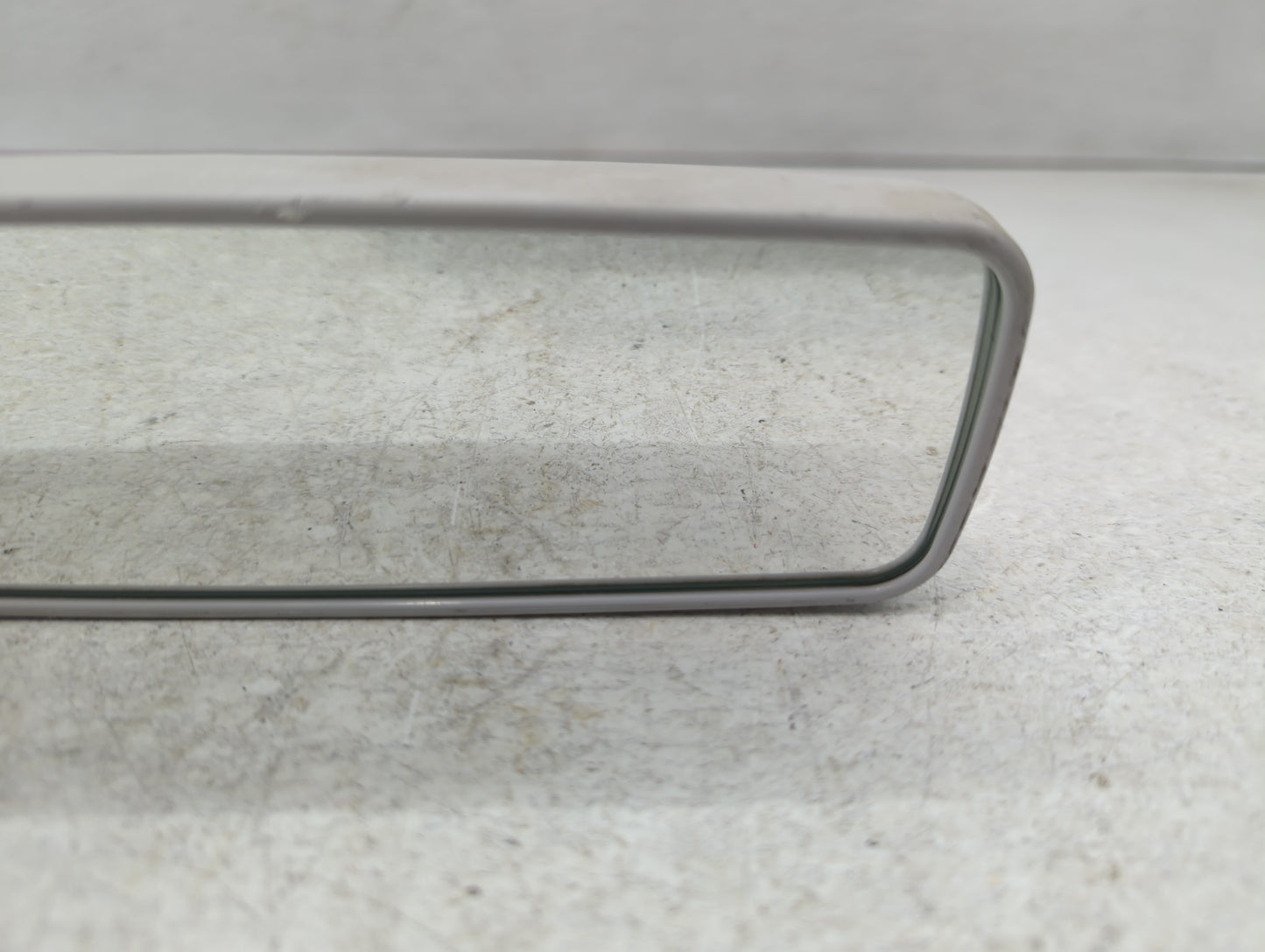 2014 Fiat 500 Interior Rear View Mirror Replacement OEM P/N:E3021040 Fits OEM Used Auto Parts - Oemusedautoparts1.com