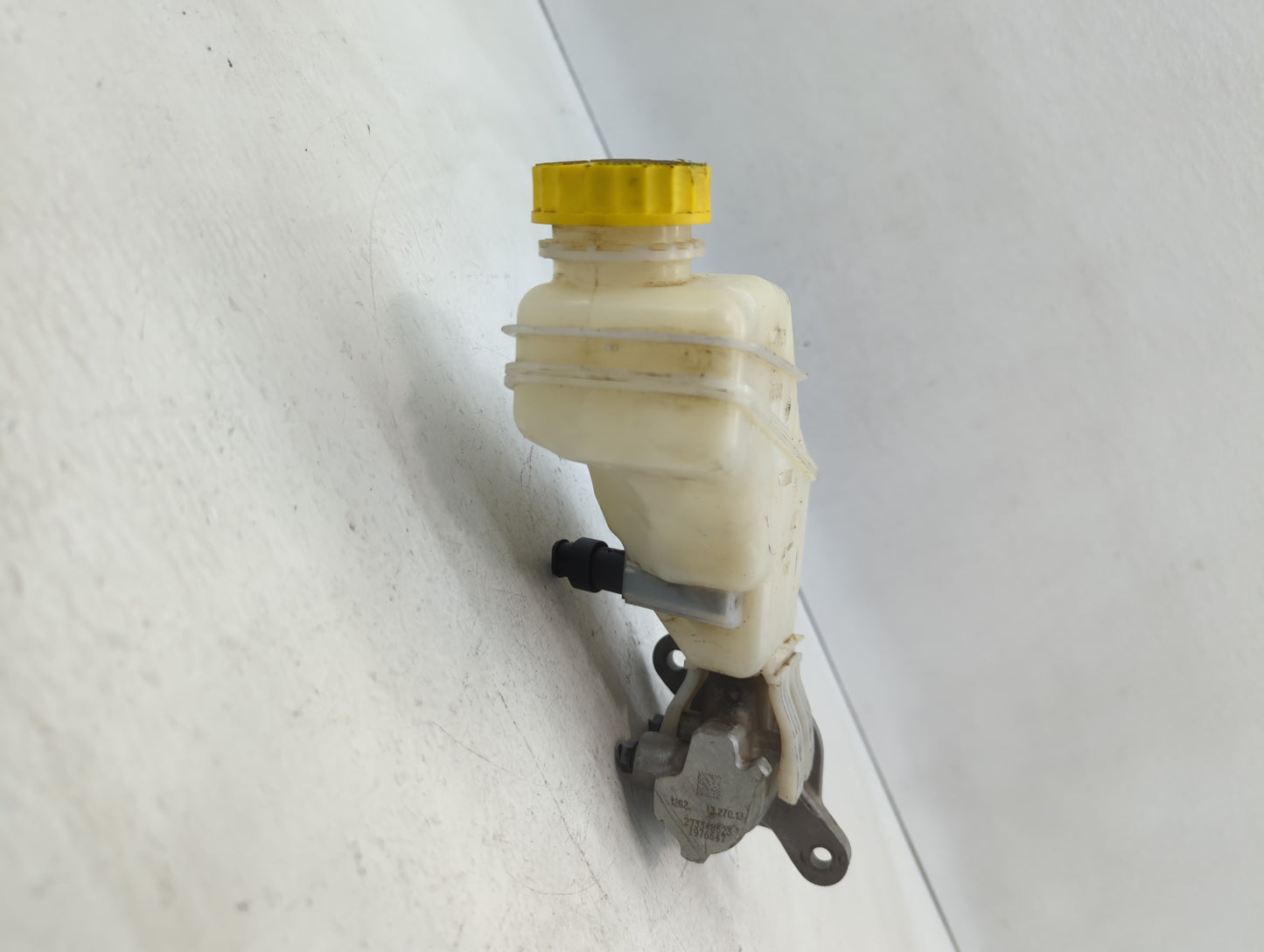 2014 Fiat 500 Brake Master Cylinder - Oemusedautoparts1.com