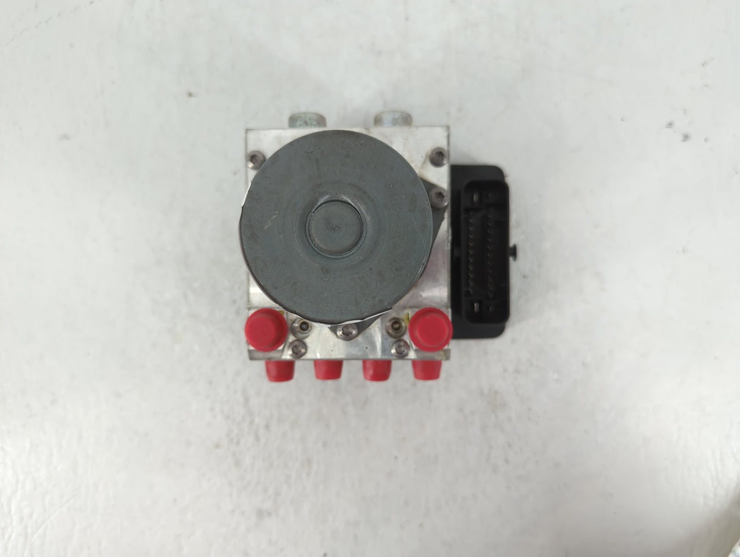 2014 Fiat 500 ABS Pump Control Module Replacement P/N:51973614 Fits OEM Used Auto Parts - Oemusedautoparts1.com