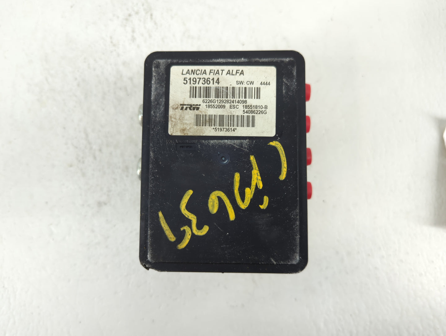 2014 Fiat 500 ABS Pump Control Module Replacement P/N:51973614 Fits OEM Used Auto Parts - Oemusedautoparts1.com