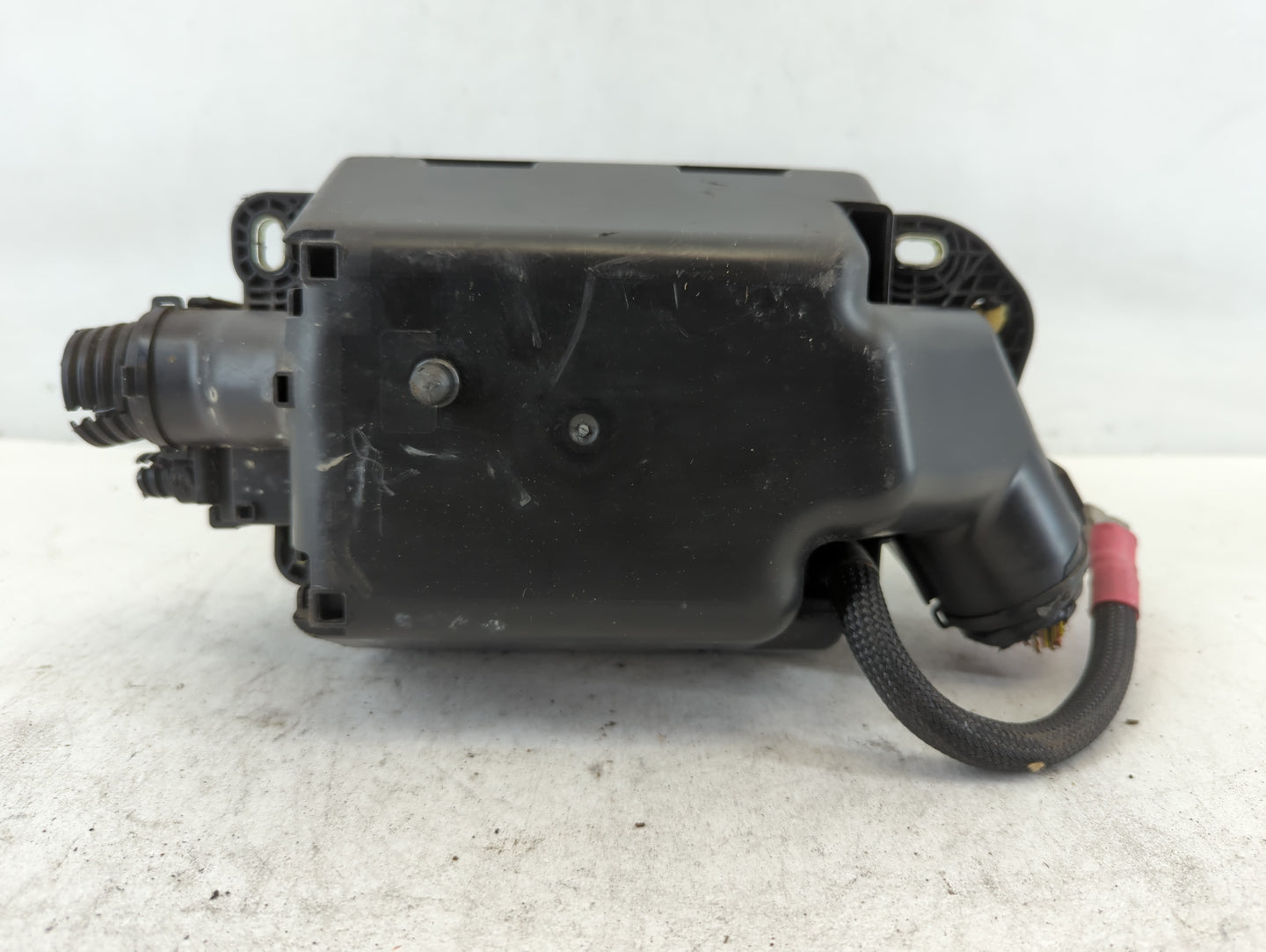 2014-2017 Fiat 500 Fusebox Fuse Box Panel Relay Module P/N:A653 51890355 Fits Fits 2014 2015 2016 2017 OEM Used Auto Parts -