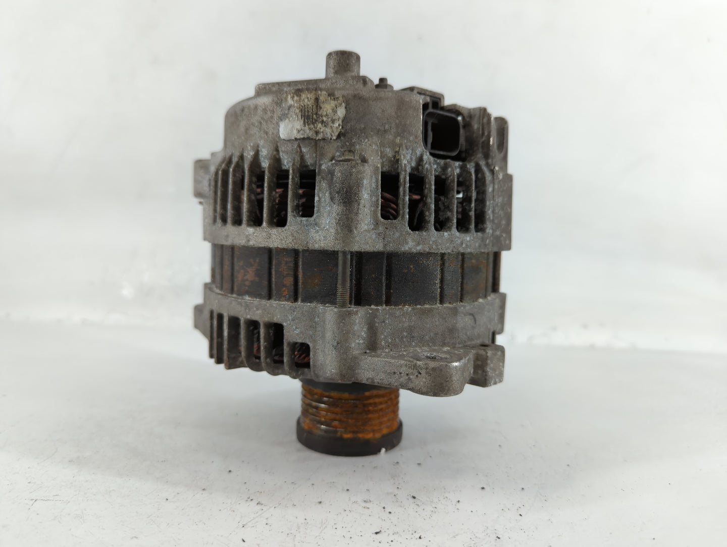 2014-2017 Fiat 500 Alternator Replacement Generator Charging Assembly Engine OEM Fits Fits 2014 2015 2016 2017 2018 OEM Used