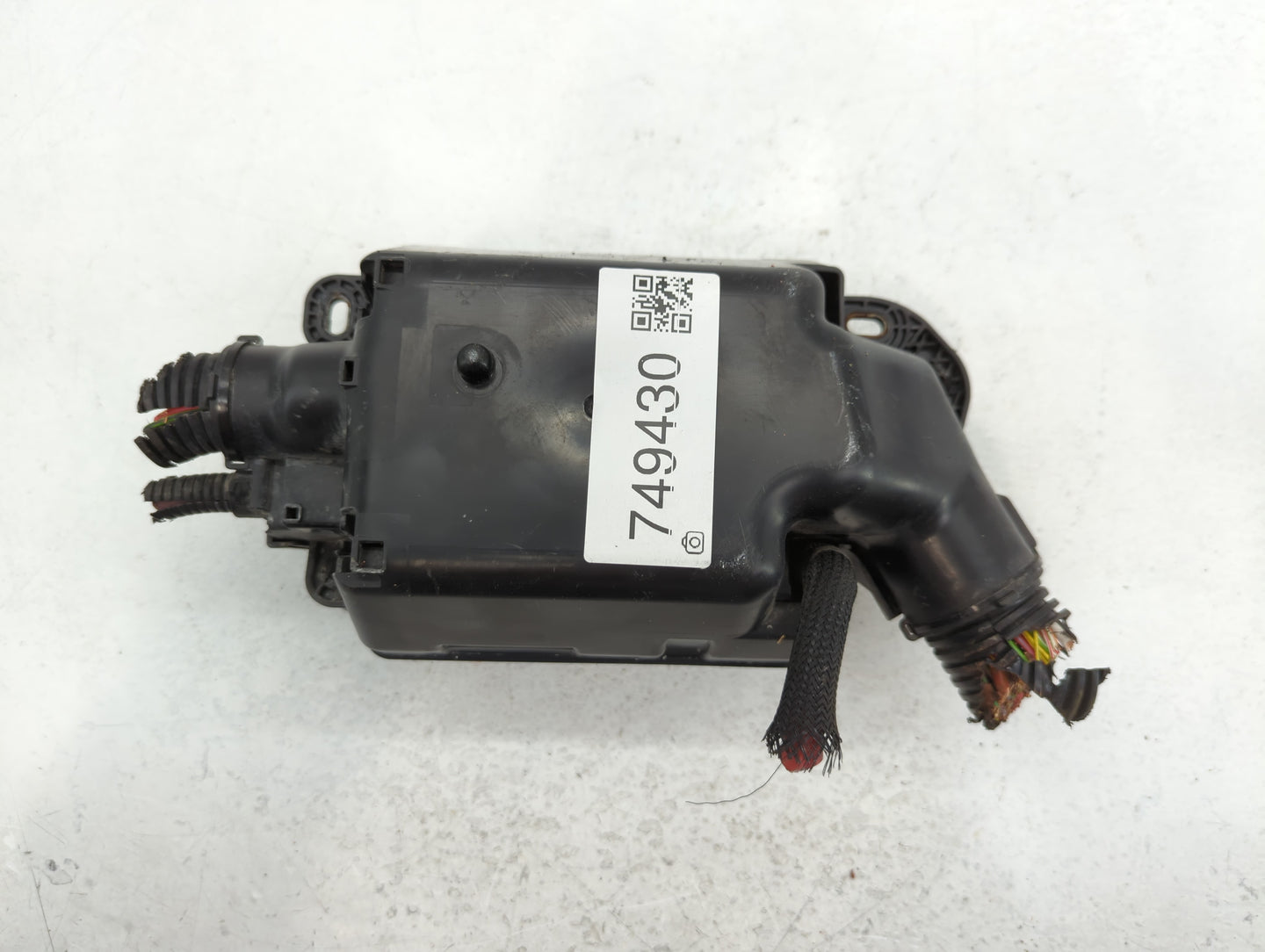 2014-2017 Fiat 500 Fusebox Fuse Box Panel Relay Module P/N:A653 51890355 Fits Fits 2014 2015 2016 2017 OEM Used Auto Parts -