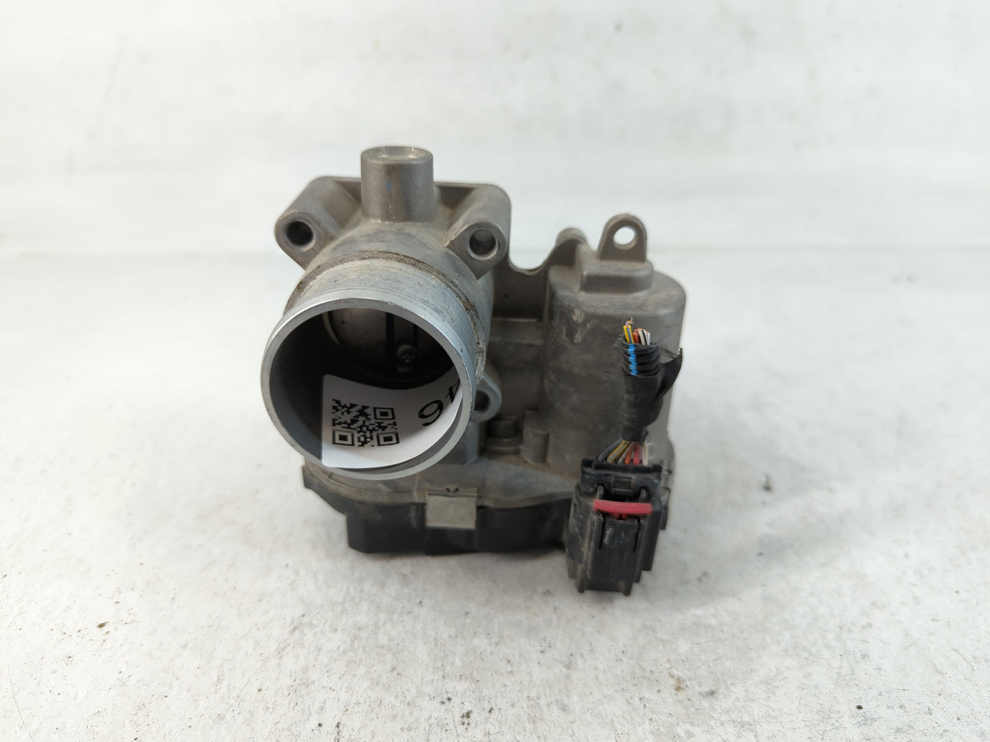 2013-2017 Fiat 500 Throttle Body P/N:04892945AA Fits Fits 2013 2014 2015 2016 2017 OEM Used Auto Parts - Oemusedautoparts1.c