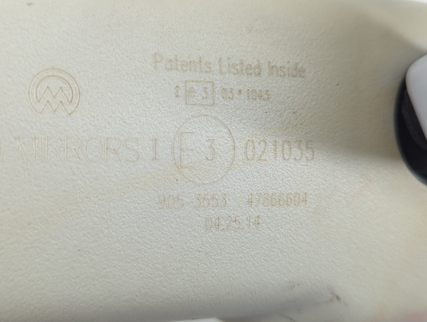2014 Fiat 500 Interior Rear View Mirror Replacement OEM P/N:1E3021035 Fits OEM Used Auto Parts - Oemusedautoparts1.com