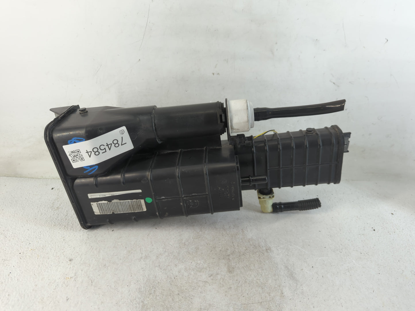 2014 Fiat 500 Fuel Vapor Charcoal Canister - Oemusedautoparts1.com