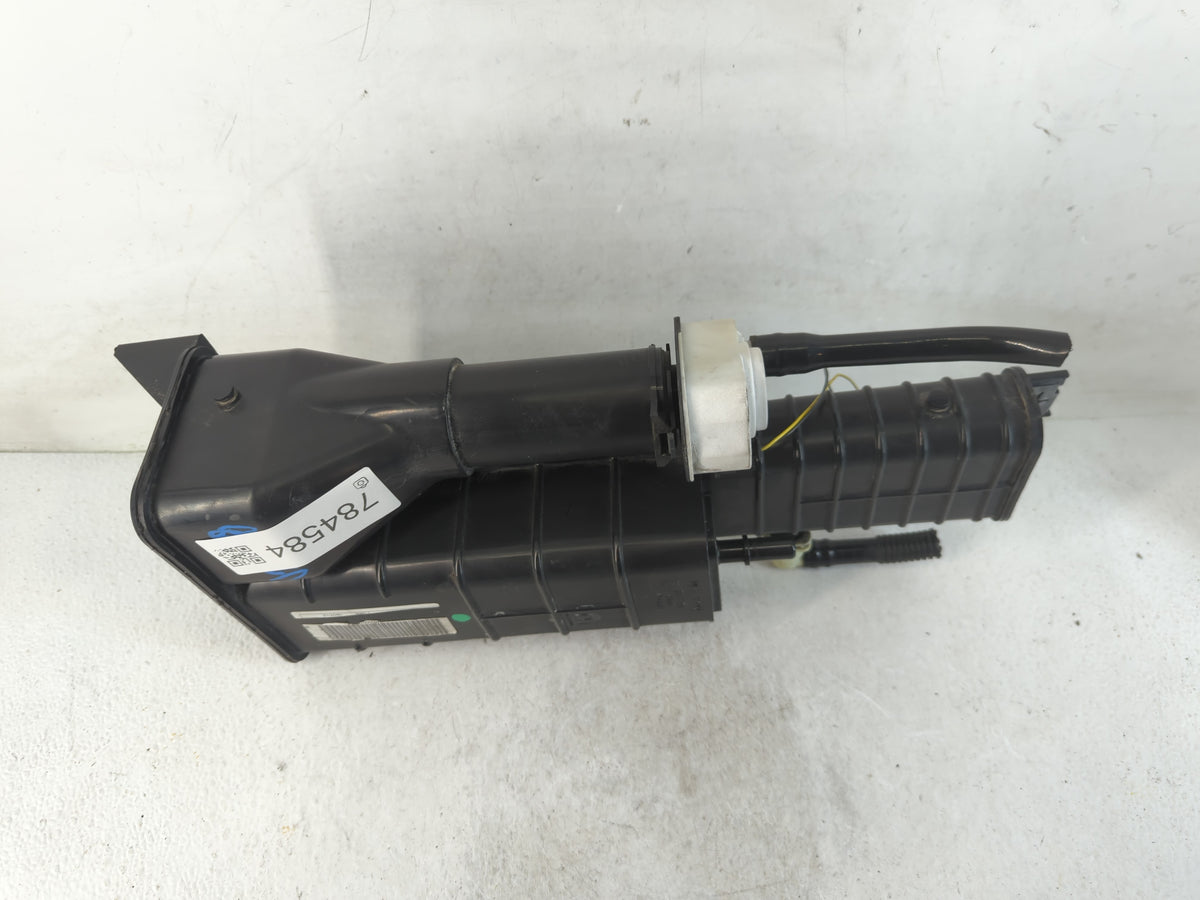 2014 Fiat 500 Fuel Vapor Charcoal Canister 784584 - Oemusedautoparts1.com