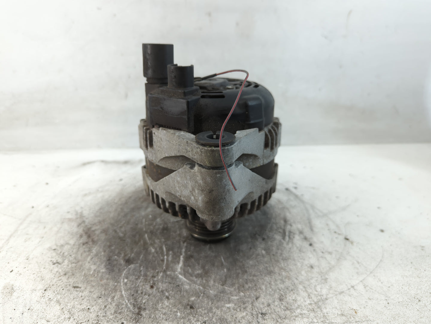 2014-2017 Fiat 500 Alternator Replacement Generator Charging Assembly Engine OEM P/N:51931432 Fits Fits 2014 2015 2016 2017 