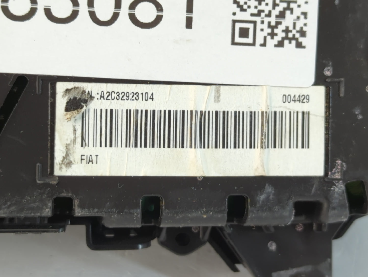 2014 Fiat 500 Instrument Cluster Speedometer Gauges P/N:A2C32923104 Fits OEM Used Auto Parts - Oemusedautoparts1.com