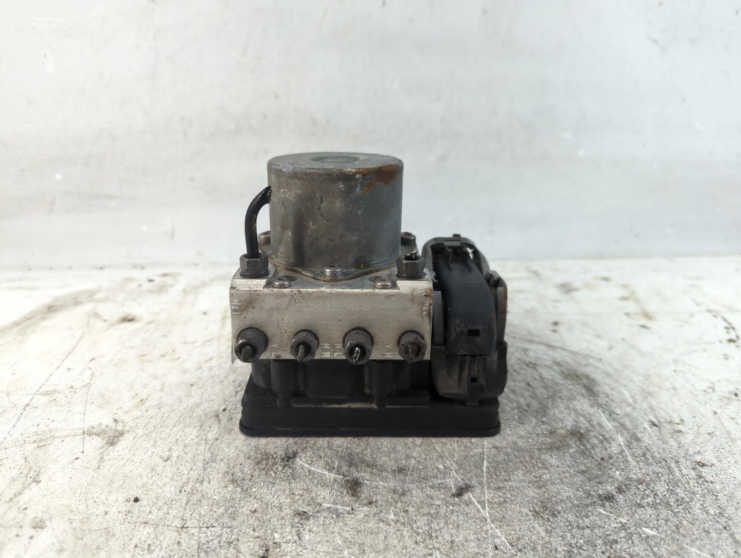 2014 Fiat 500 ABS Pump Control Module Replacement P/N:54086226D 18552006 ESC, 51920753 Fits OEM Used Auto Parts - Oemusedaut