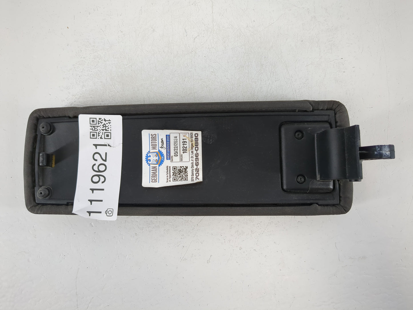 2014 Fiat 500l Center Console Armrest Cover Lid Fits OEM Used Auto Parts - Oemusedautoparts1.com