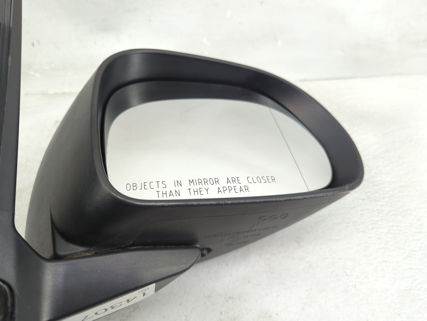 2014 Fiat 500l Passenger Side View Mirror - Right Door Mirror OEM Used - Oemusedautoparts1.com
