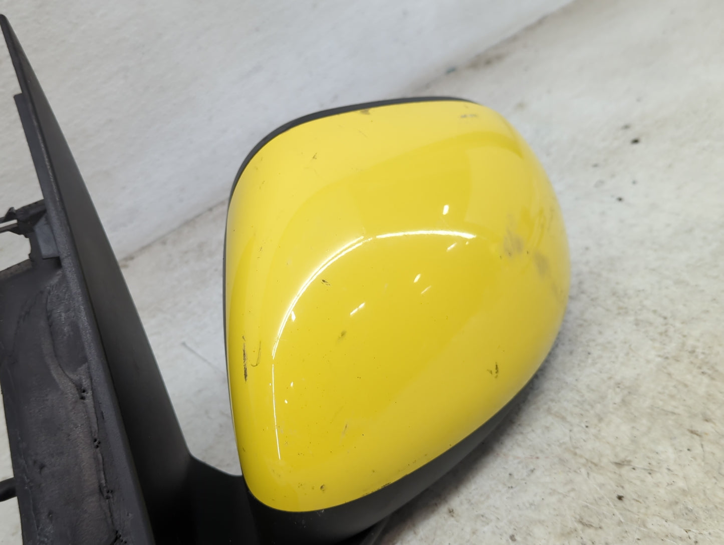 2014 Fiat 500l Driver Side View Mirror - Left Door Mirror OEM Used - Oemusedautoparts1.com
