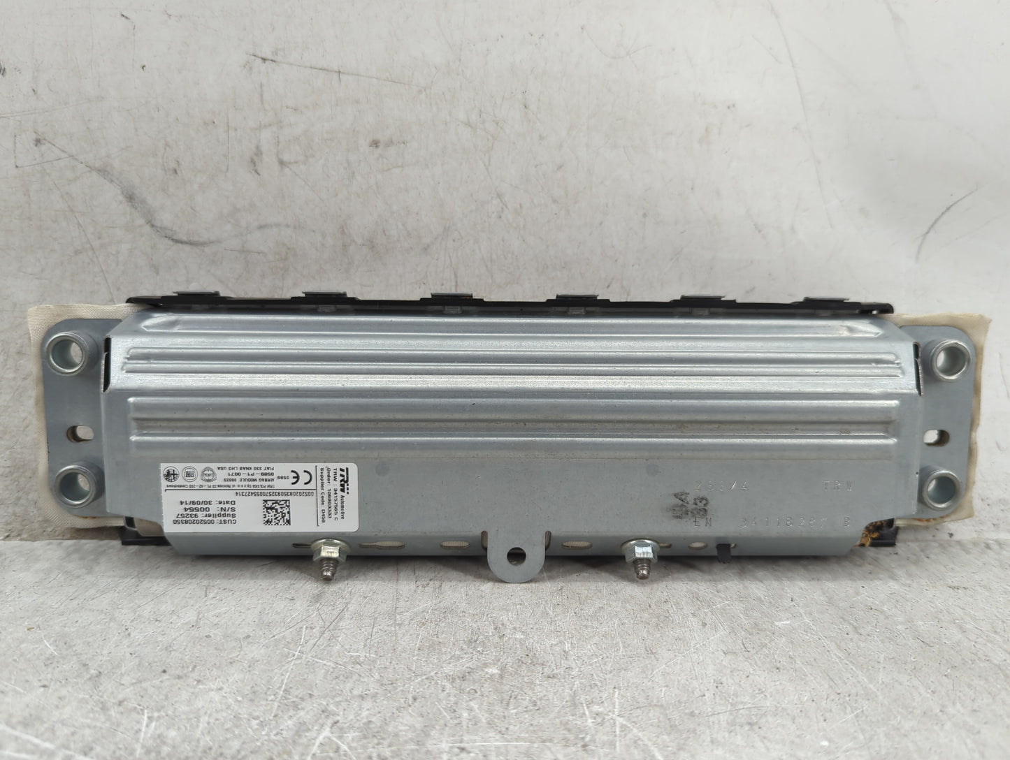2014 Fiat 500L Air Bag Driver Left Knee Oem - Oemusedautoparts1.com