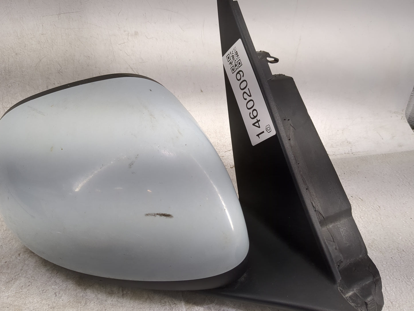 2014 Fiat 500l Passenger Side View Mirror - Right Door Mirror OEM Used - Oemusedautoparts1.com