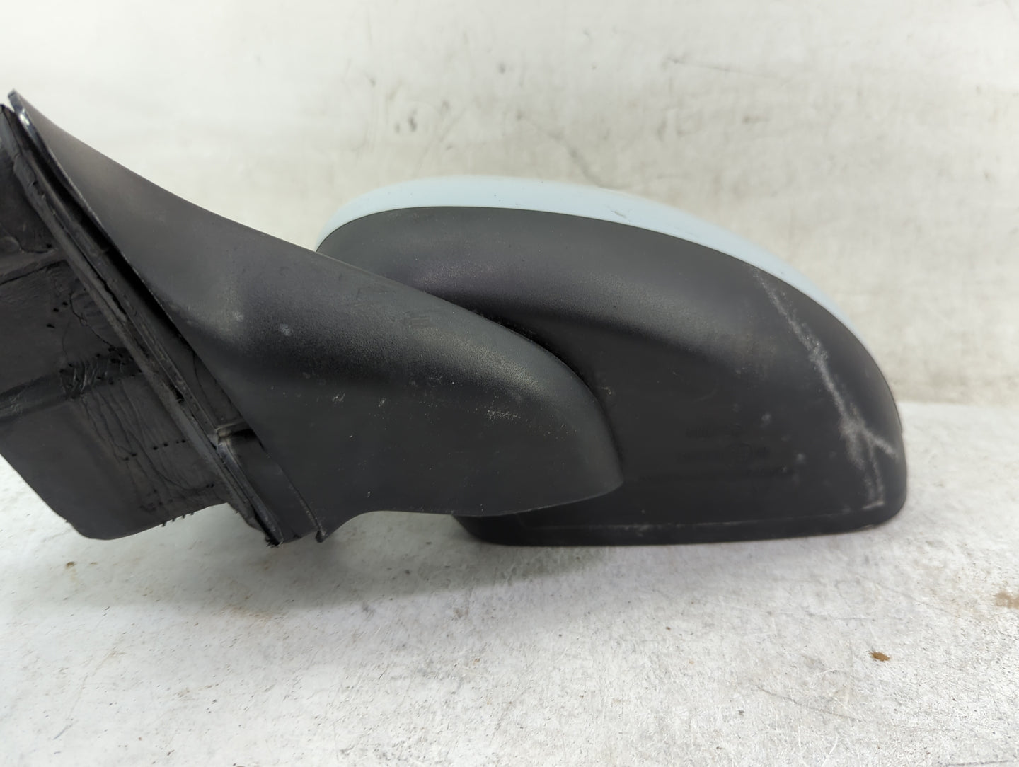 2014 Fiat 500l Driver Side View Mirror - Left Door Mirror OEM Used - Oemusedautoparts1.com