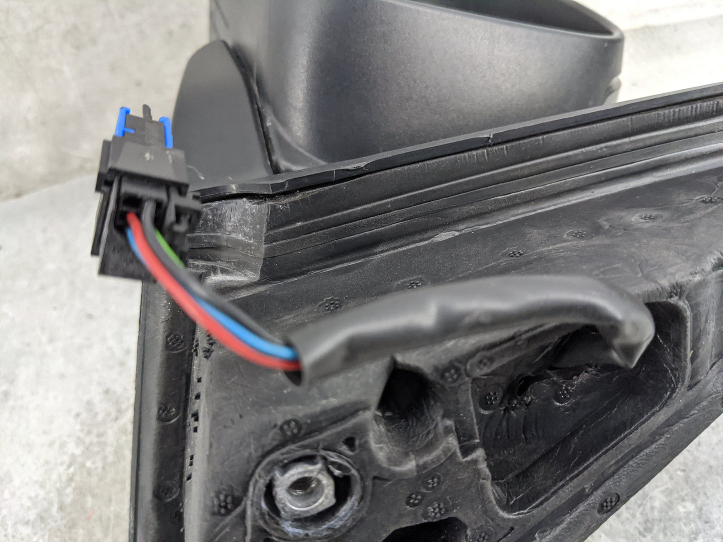 2014 Fiat 500l Driver Side View Mirror - Left Door Mirror OEM Used - Oemusedautoparts1.com